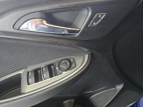 Used 2023 Chevrolet Malibu LT FWD image 17