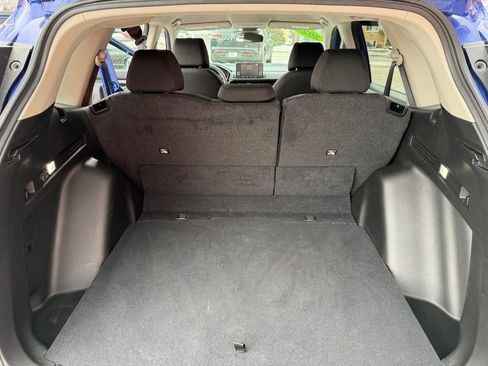 Used 2025 Honda CR-V LX image 7