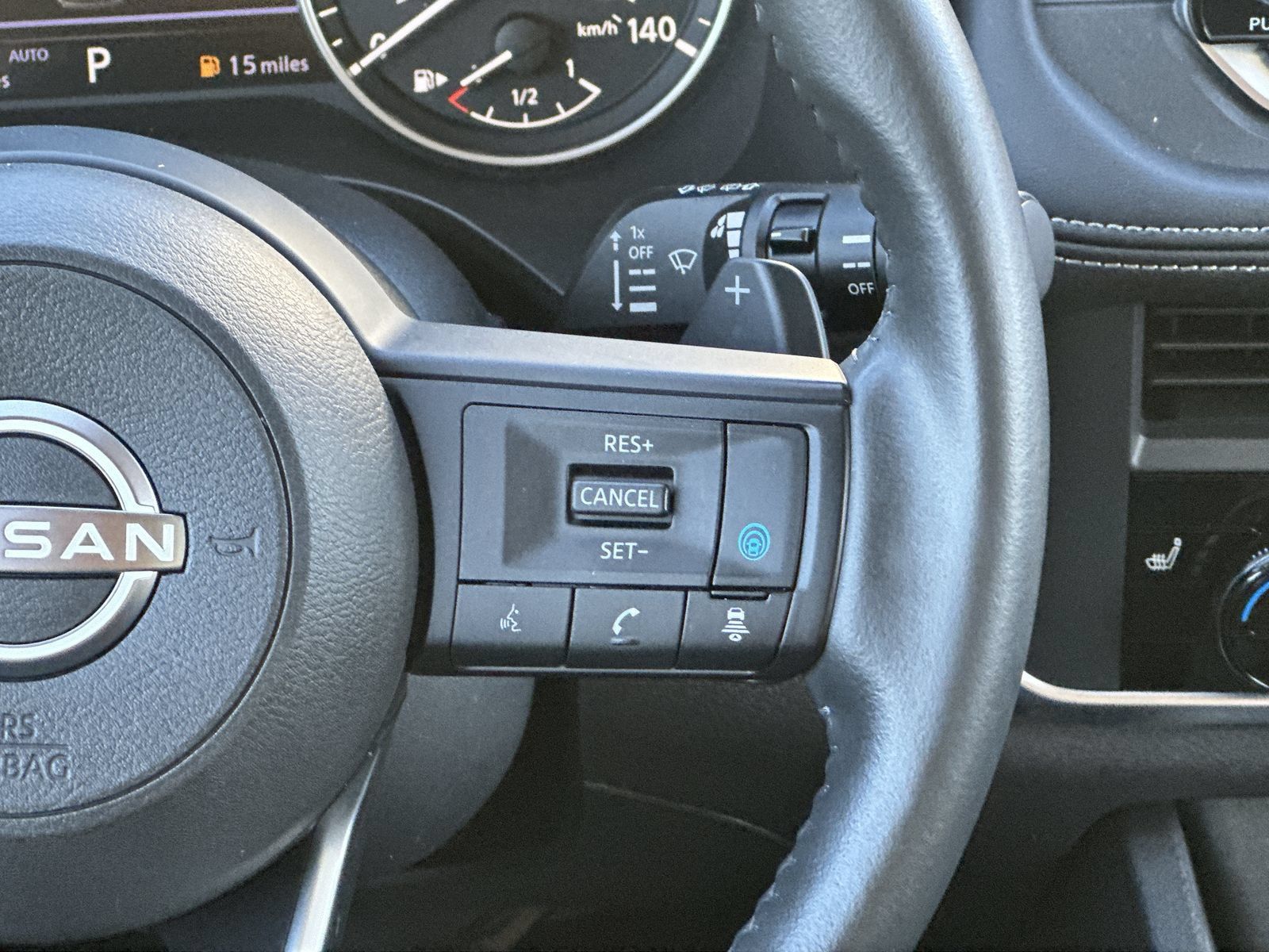 Used 2024 Nissan Rogue SV w/ SV Premium Package AWD/4WD image 21
