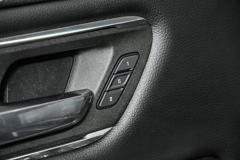 Used 2021 RAM 1500 Laramie AWD/4WD image 12