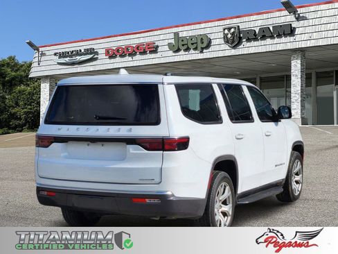 Used 2022 Jeep Wagoneer Series II image 5