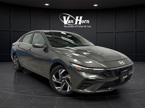 Used 2024 Hyundai Elantra Limited FWD image 1