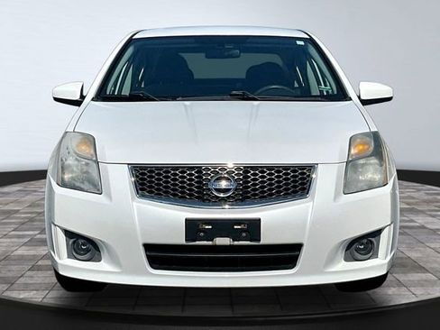 Used 2010 Nissan Sentra 2.0 SR FWD image 2