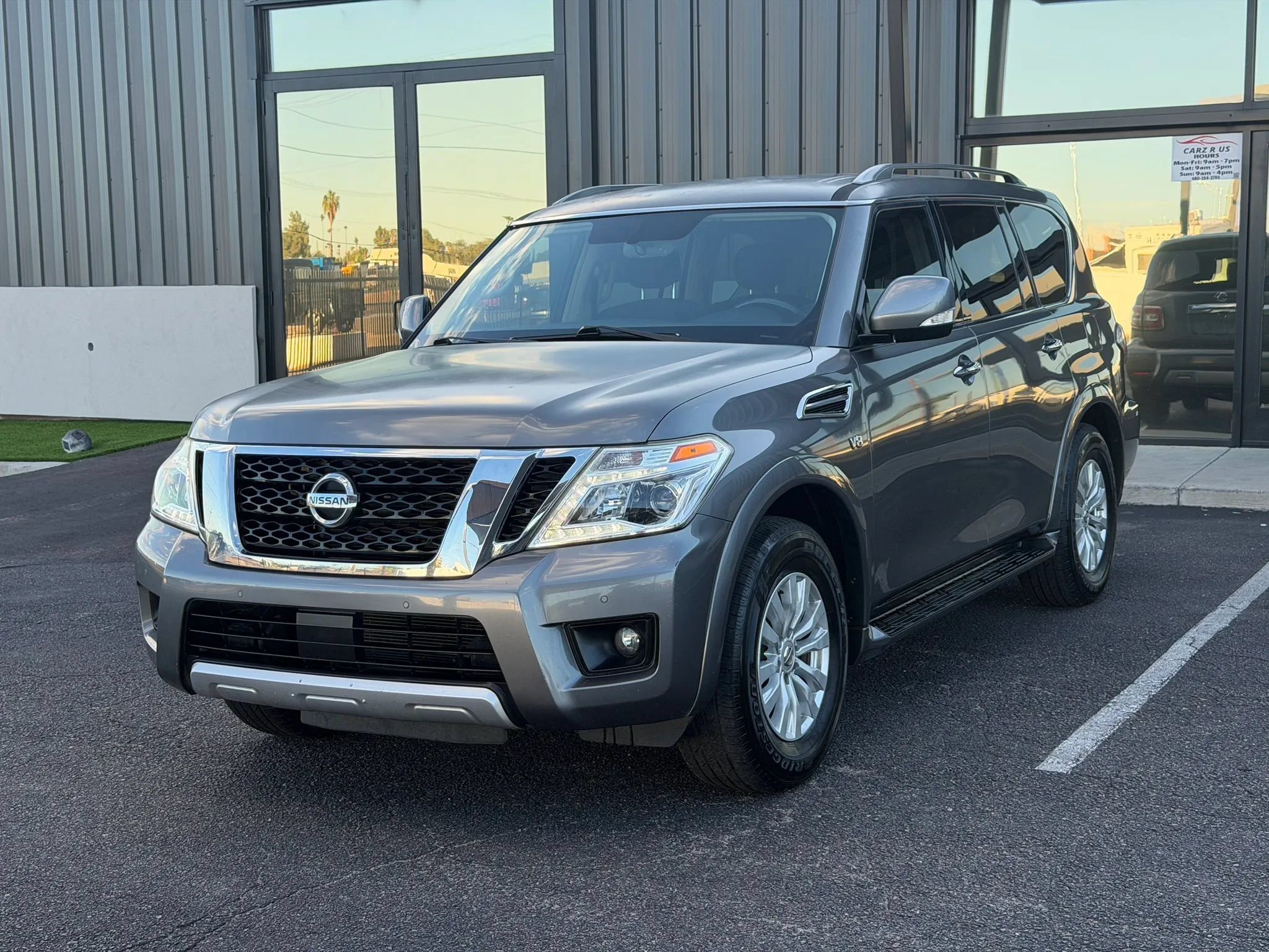 Used 2018 Nissan Armada SV w/ Driver Package RWD image 1