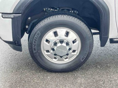 Used 2024 GMC Sierra 3500 Denali w/ Denali Reserve Package image 7