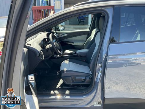 Used 2023 Volkswagen ID.4 Pro AWD/4WD image 6