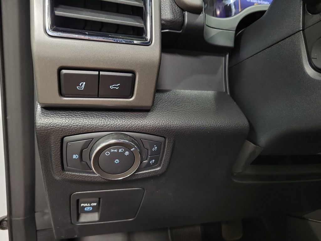 Used 2021 Ford Expedition XLT AWD/4WD image 29