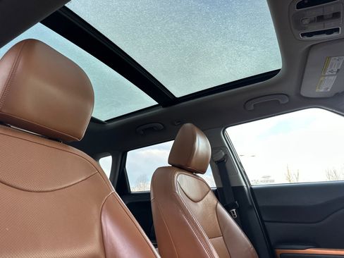 Used 2016 Kia Soul ! w/ Premium Package image 17