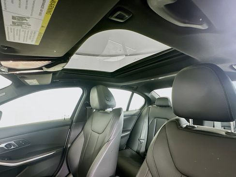 Used 2025 BMW 330i Sedan RWD image 26