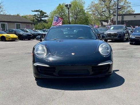 Used 2016 Porsche 911 Carrera 4 AWD/4WD image 2