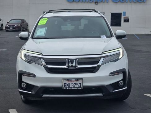 Used 2020 Honda Pilot Touring image 2