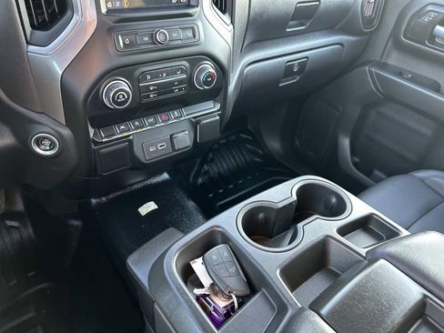 Used 2022 Chevrolet Silverado 1500 W/T w/ WT Value Package AWD/4WD image 23