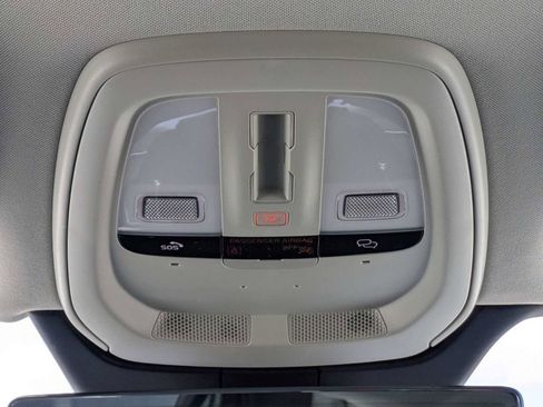 New 2026 Volvo XC90 B5 Ultra w/ Protection Package Premier AWD/4WD image 26