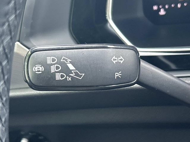 Used 2024 Volkswagen Jetta Sport FWD image 27