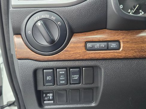 Used 2019 Nissan Titan Platinum Reserve w/ Platinum Utility Package image 23