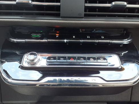 Used 2023 Lincoln Corsair AWD w/ Equipment Group 101A image 18
