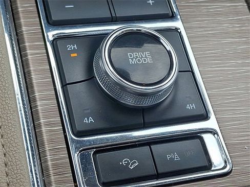 Used 2023 Ford Expedition Max Limited image 23