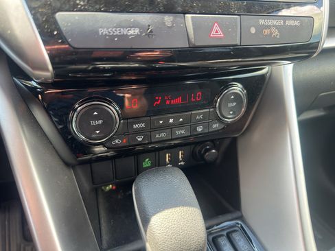 Used 2025 Mitsubishi Eclipse Cross SE AWD/4WD image 28