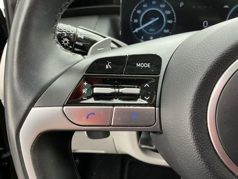 Used 2022 Hyundai Tucson Limited image 9