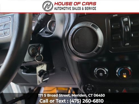 Used 2014 Jeep Wrangler Unlimited Sport w/ Quick Order Package 24S AWD/4WD image 28