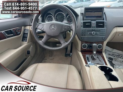 Used 2010 Mercedes-Benz C 300 4MATIC Sedan image 17