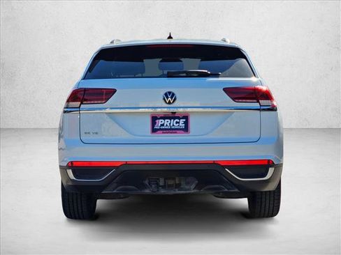 Used 2020 Volkswagen Atlas Cross Sport SE FWD image 6