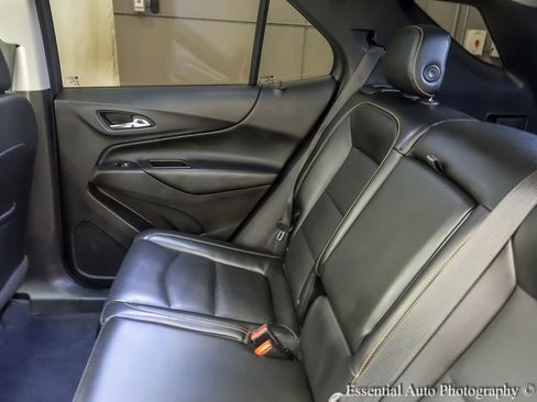 Used 2020 Chevrolet Equinox LT w/ Midnight Edition image 12