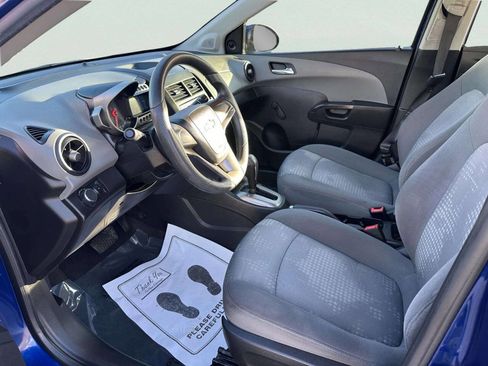 Used 2012 Chevrolet Sonic LS image 9