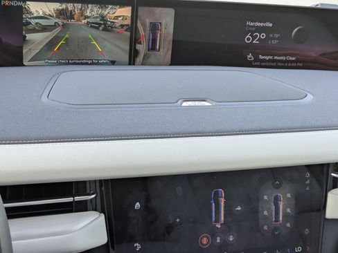 Certified 2025 Lincoln Navigator Reserve image 26