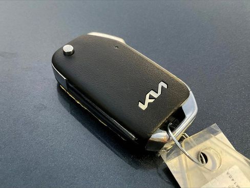 Used 2024 Kia Forte LXS image 34