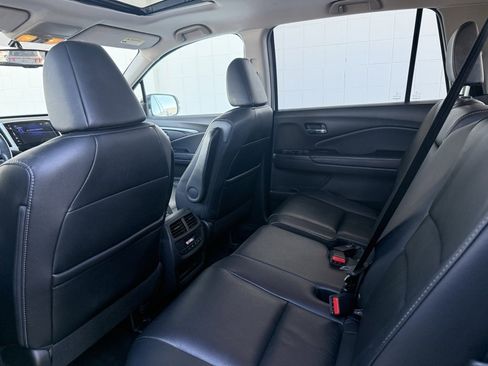 Used 2018 Honda Pilot EX-L image 32