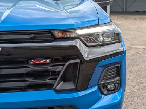 Used 2023 Chevrolet Colorado Z71 w/ Z71 Convenience Package 2 AWD/4WD image 10