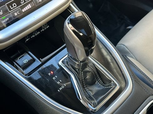 Used 2024 Subaru Outback Limited image 23