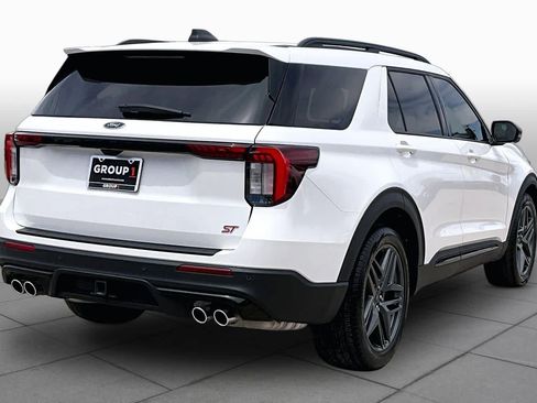 Used 2025 Ford Explorer ST w/ Sun And Sound Package RWD image 12