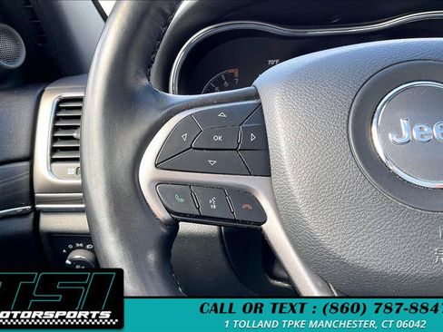 Used 2021 Jeep Grand Cherokee Limited AWD/4WD image 17