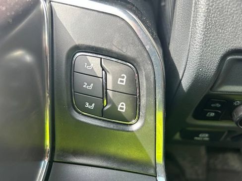 Used 2025 Ford F150 Platinum w/ Equipment Group 702A High AWD/4WD image 37