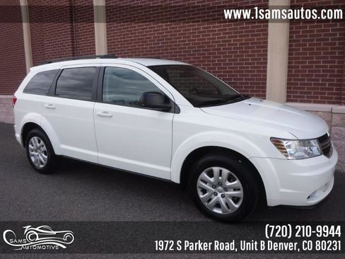 Used 2017 Dodge Journey SE image 2