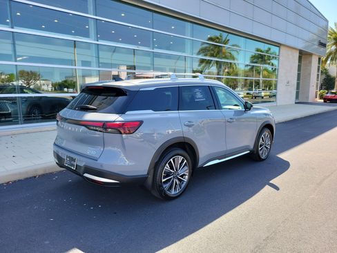 Used 2026 INFINITI QX60 Luxe w/ Cargo Package image 4