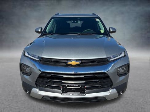 Used 2023 Chevrolet TrailBlazer LT w/ Convenience Package AWD/4WD image 9