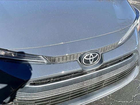 Used 2024 Toyota Corolla LE FWD image 28