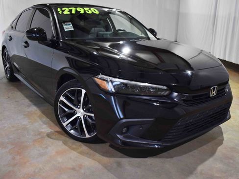 Certified 2024 Honda Civic Touring image 3