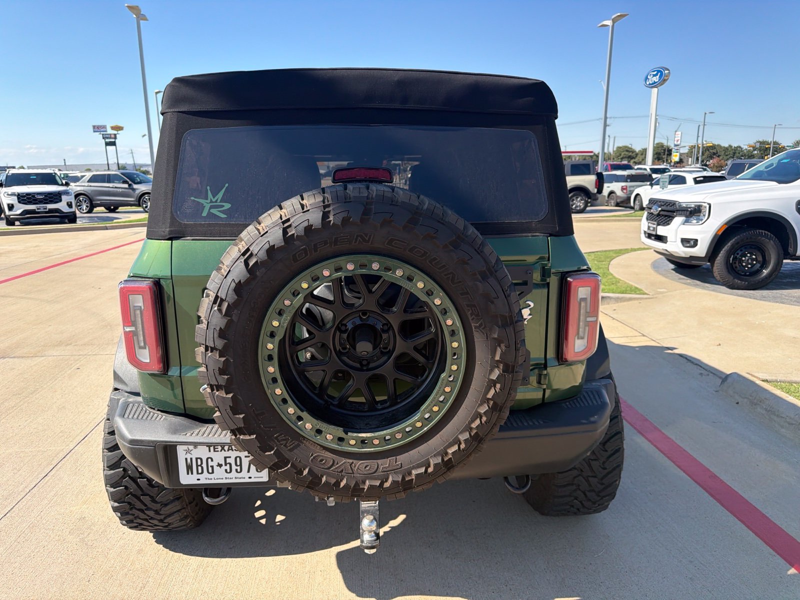 Used 2022 Ford Bronco Badlands w/ Sasquatch Package AWD/4WD image 11