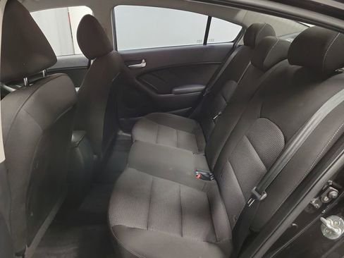 Used 2018 Kia Forte LX image 22