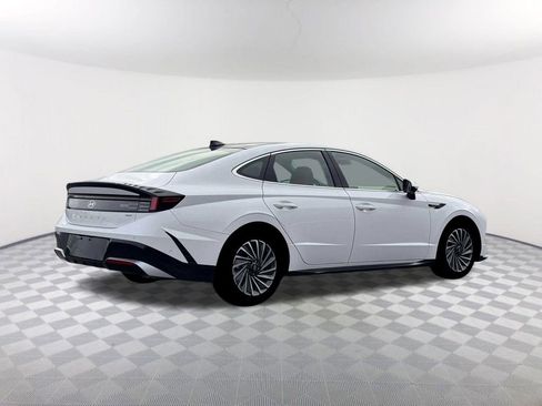 New 2026 Hyundai Sonata Limited image 8