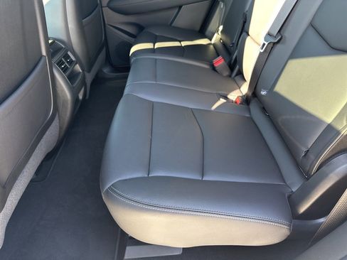 Certified 2025 Cadillac XT5 Luxury image 31