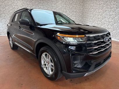 Used 2025 Ford Explorer Active