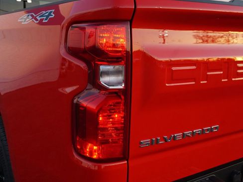 New 2025 Chevrolet Silverado 1500 Custom AWD/4WD image 32