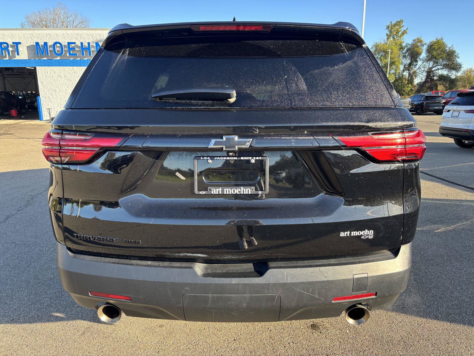 Used 2023 Chevrolet Traverse LS w/ Midnight/Sport Edition AWD/4WD image 4