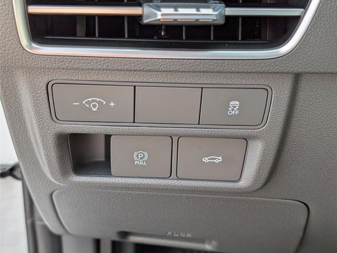 Used 2025 Hyundai Sonata SEL FWD image 19