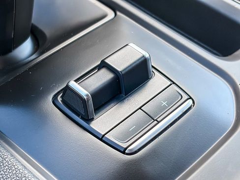 Used 2023 GMC Sierra 1500 AT4 w/ Technology Package image 37